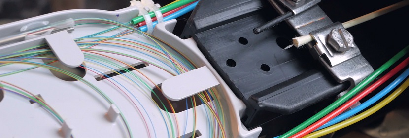 通信用光電子器件高溫壽命試驗(yàn)